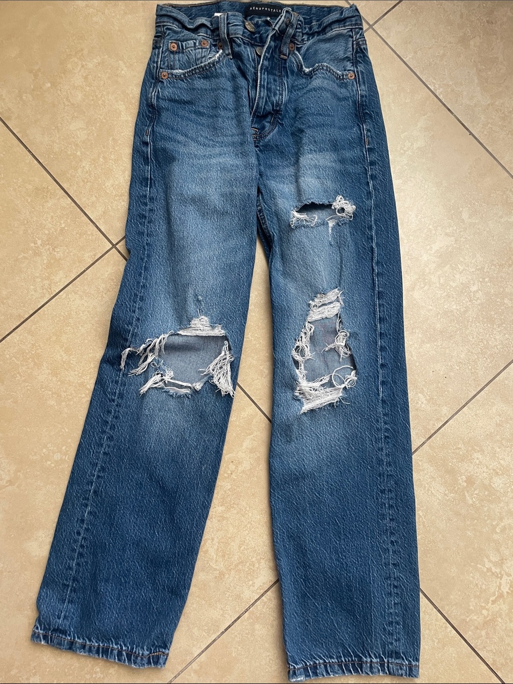 Aéropostale '90s High-Waisted Baggy Jeans, distressed ripped leg Size 000 REG